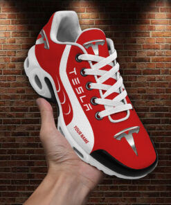 Tesla Schuhe